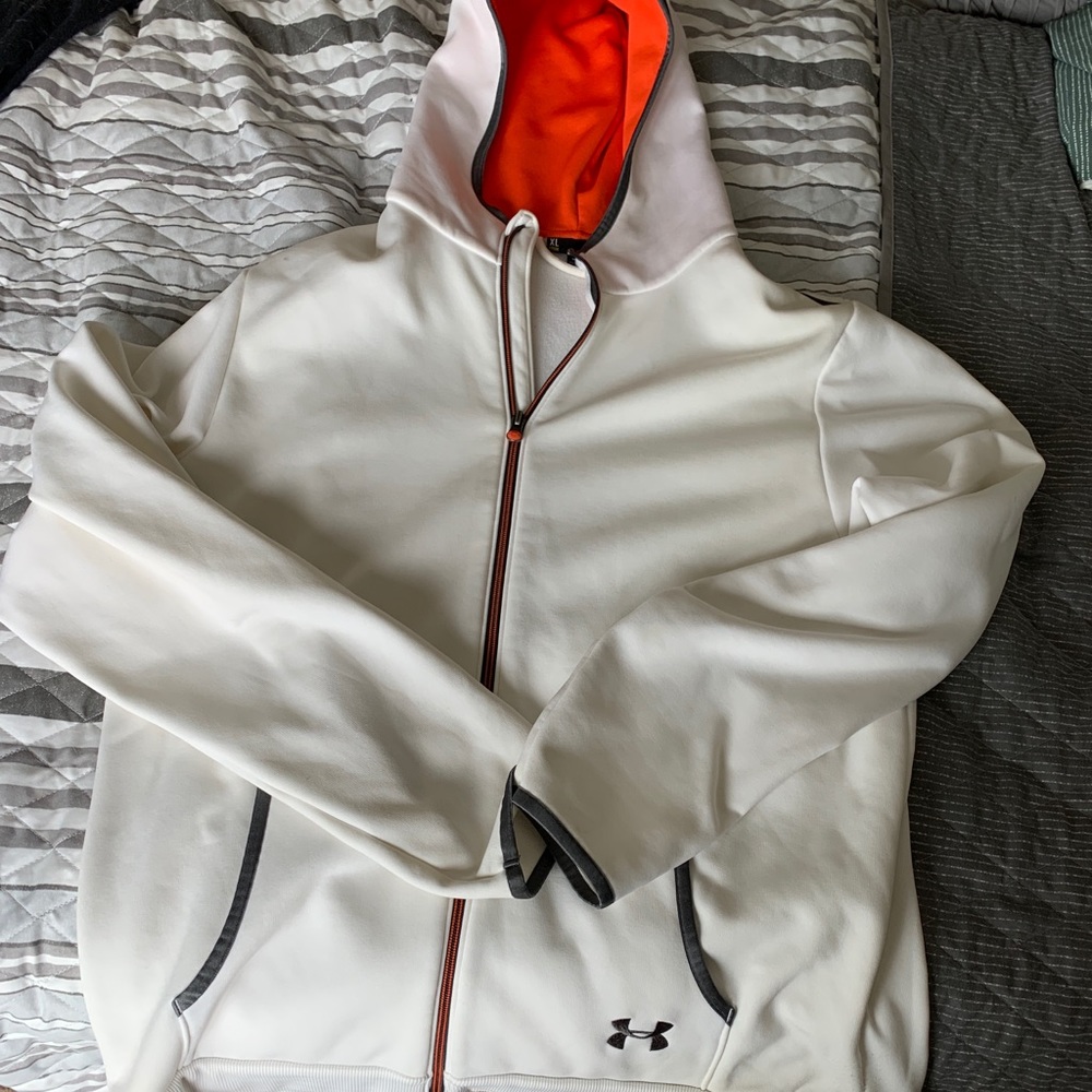 Men’s under armoir zip up jacket